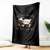 Funny Christmas Goose Throw Blanket Festive Goose On The Loose Xmas Duck Meme - Wonder Print Shop