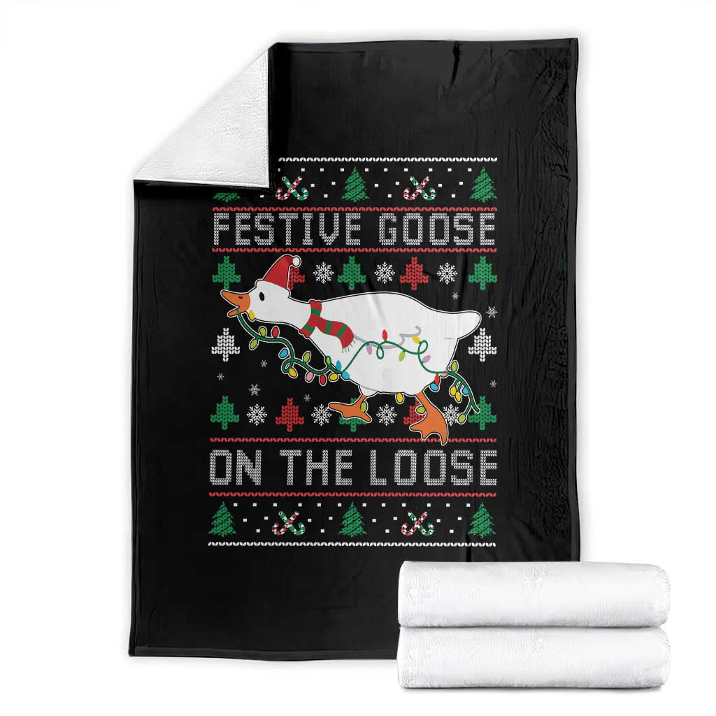 Funny Goose Ugly Christmas Throw Blanket Festive Goose On The Loose - Wonder Print Shop