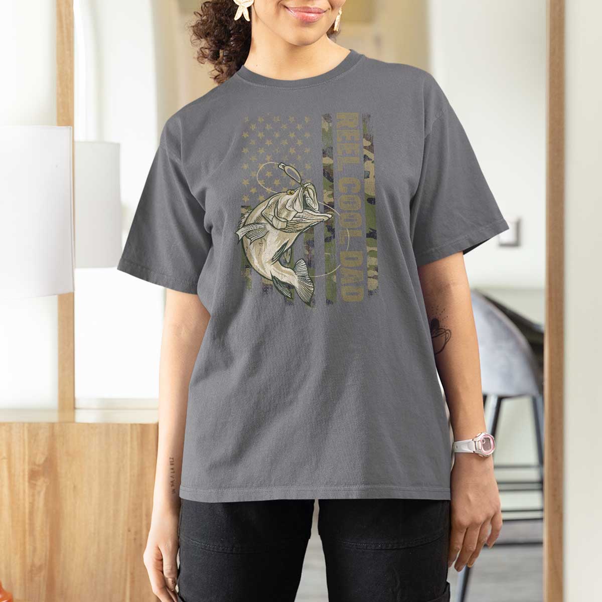 Funny Fishing Vintage Reel Cool Dad T Shirt For Women Camo American Flag USA Bass Fish Fisherman