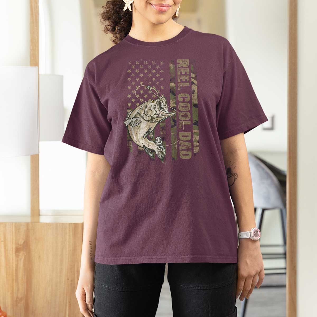 Funny Fishing Vintage Reel Cool Dad T Shirt For Women Camo American Flag USA Bass Fish Fisherman