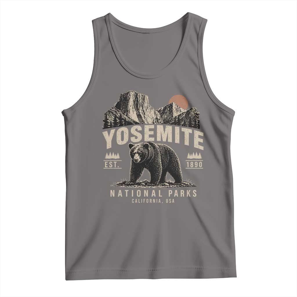 Vintage Yosemite National Park Tank Top Retro Bear Nature Wildlife Forest