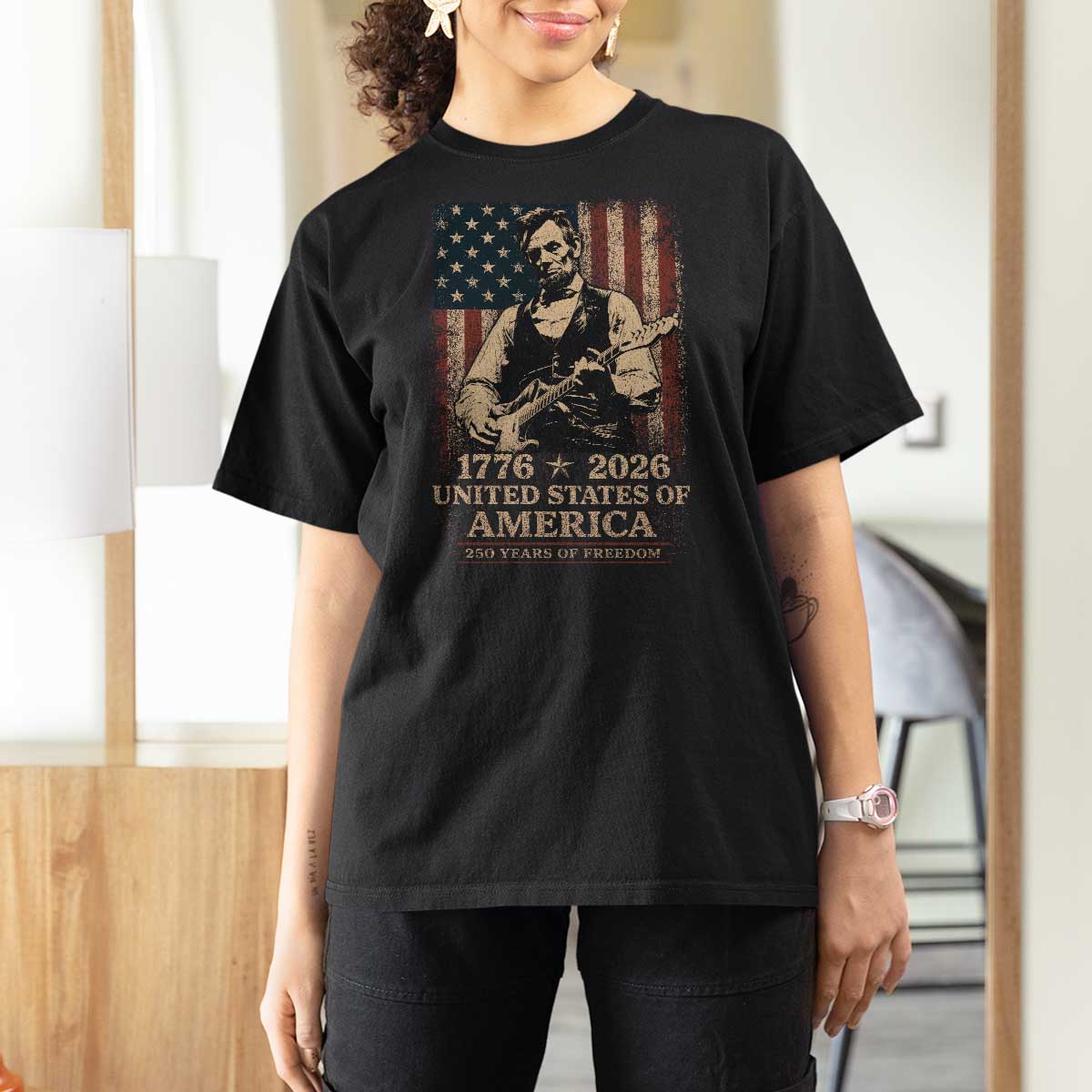 Vintage Abraham Lincoln Abe Lincoln Playing Guitar 250 Years T Shirt For Women 1776 2026 Humor Patriotic USA Flag
