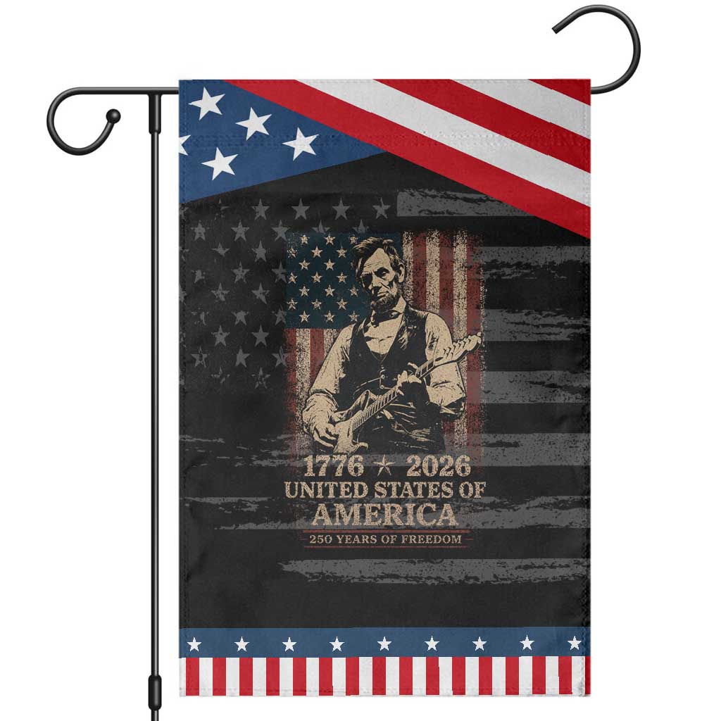 Vintage Abraham Lincoln Abe Lincoln Playing Guitar 250 Years Patriotic Garden Flag 1776 2026 Humor Patriotic USA Flag