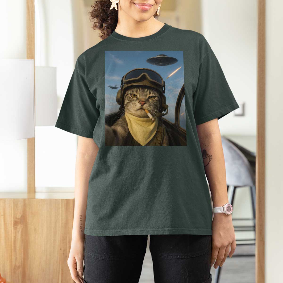 Cat Selfie With Alien UFO T Shirt For Women Retro Space Sci-Fi Cat Pilot - Wonder Print Shop