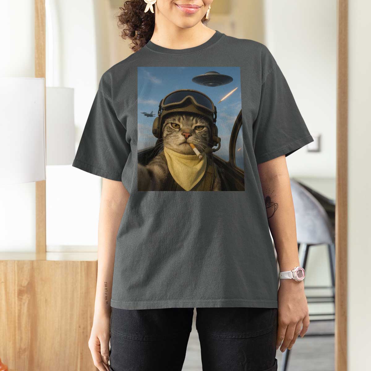 Cat Selfie With Alien UFO T Shirt For Women Retro Space Sci-Fi Cat Pilot - Wonder Print Shop