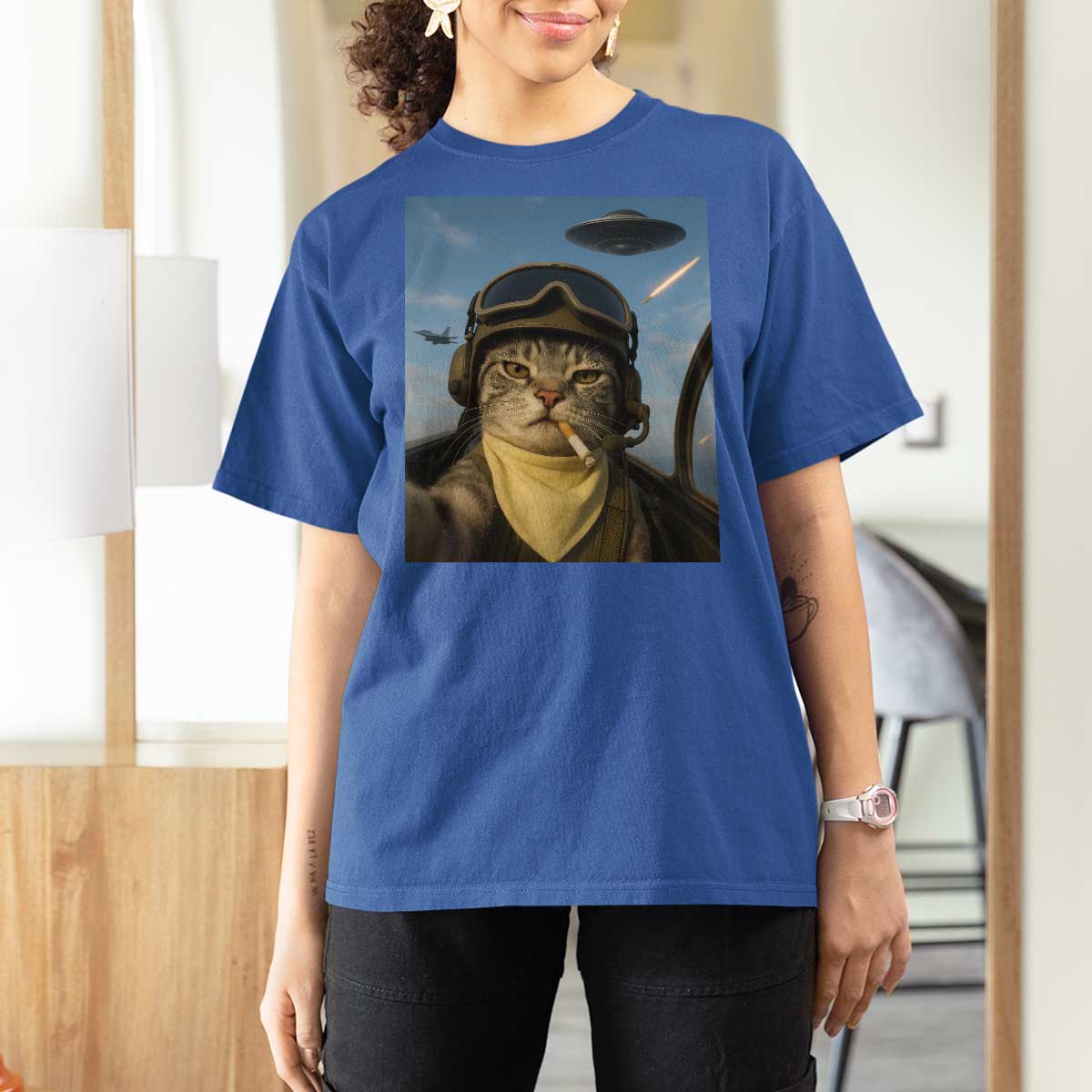 Cat Selfie With Alien UFO T Shirt For Women Retro Space Sci-Fi Cat Pilot - Wonder Print Shop