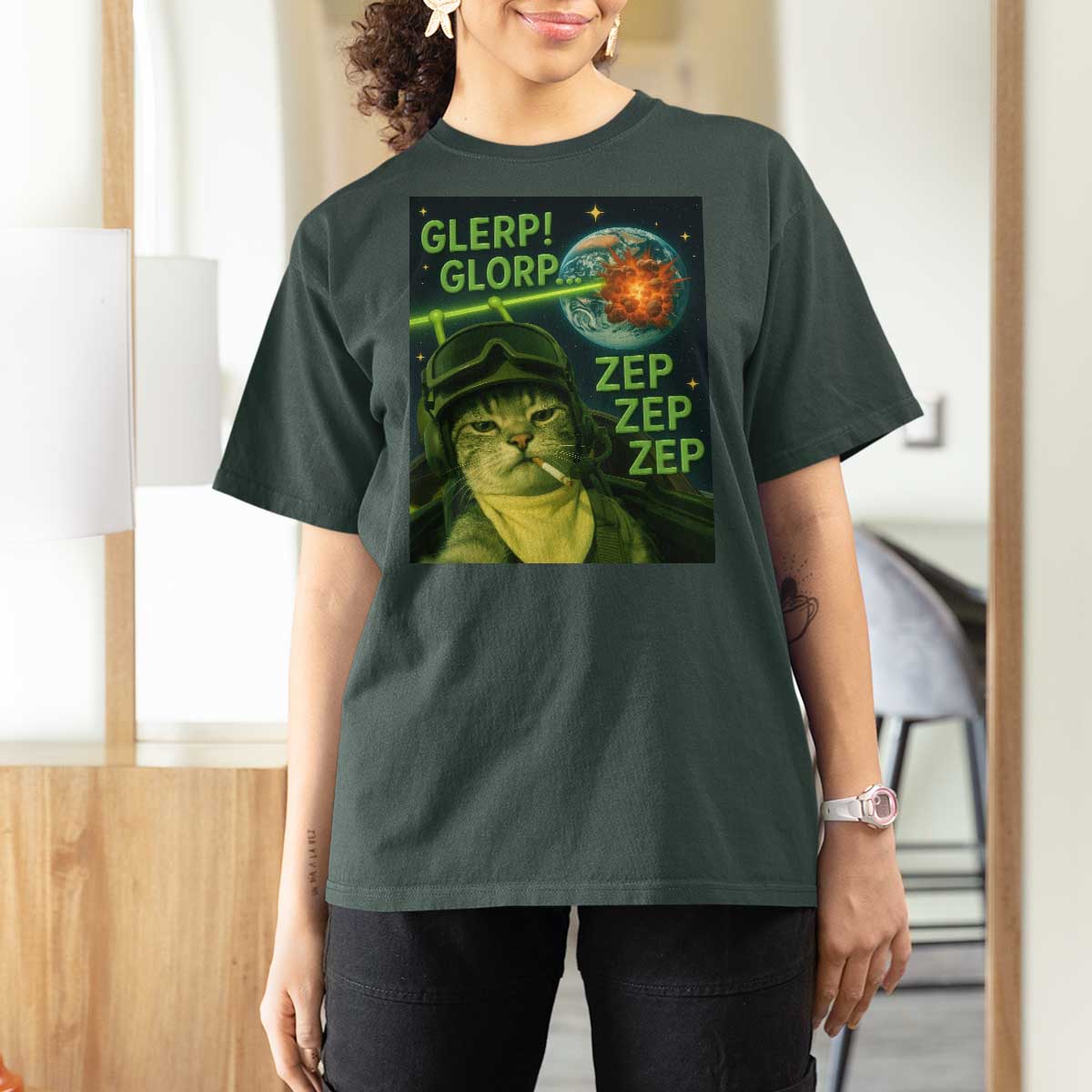 Funny UFO Alien Cat Selfie T Shirt For Women Retro Space Sci-Fi Cat Pilot - Wonder Print Shop