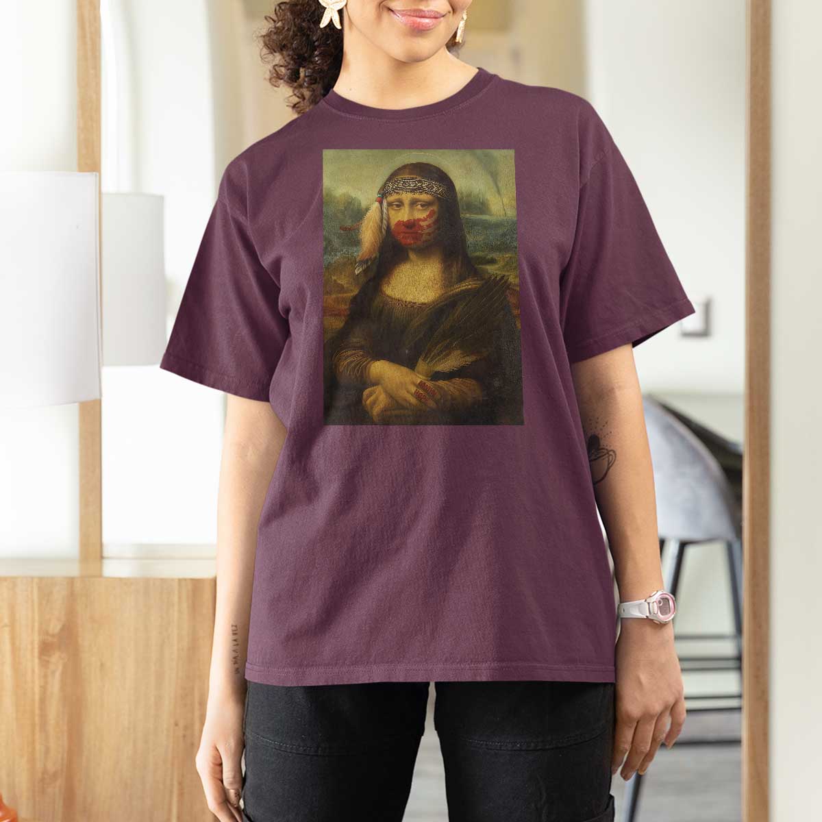 MMIW Awareness T Shirt For Women Mona Lisa Red Handprint Indigenous Woman Stop Stolen Sisters