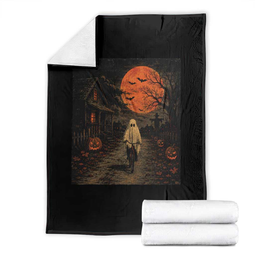 Halloween Spooky Ghost Biking Throw Blanket Vintage Ghost Riding Bicycle Gothic Moonlit Pumpkin Autumn Graphic