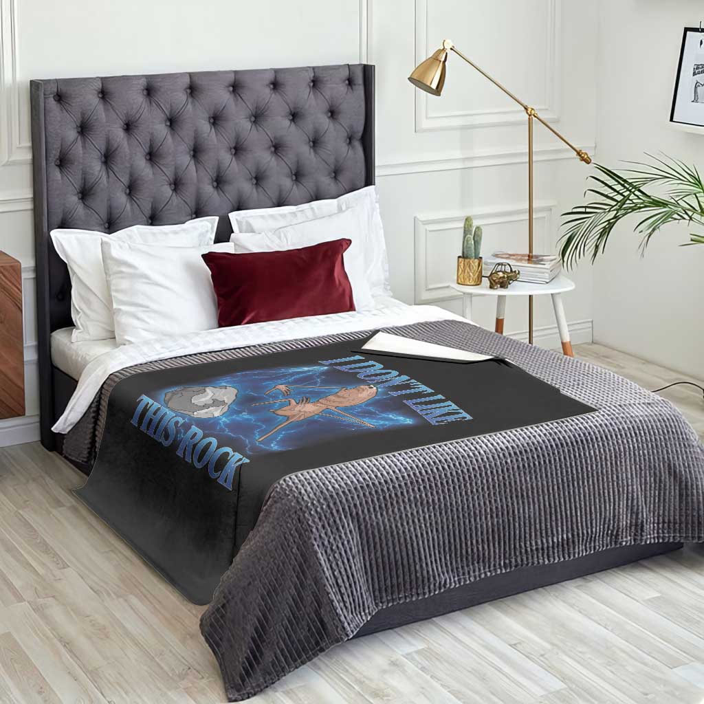 Marcus The Worm Meme Throw Blanket I Don't Like This Rock Bootleg - Wonder Print Shop
