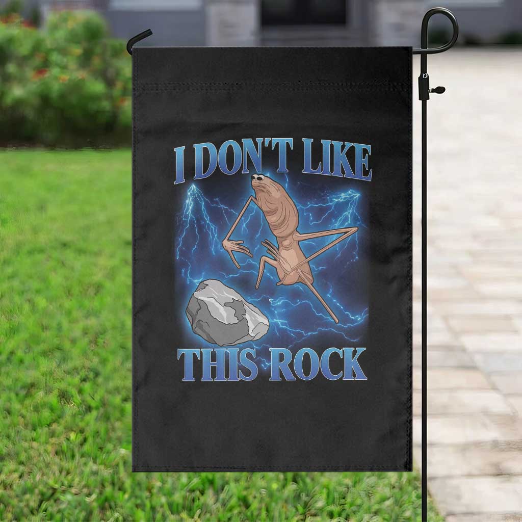 Marcus The Worm Meme Garden Flag I Don't Like This Rock Bootleg - Wonder Print Shop