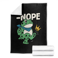 No Kings in America Portland Frog Throw Blanket Funny Political Meme - Wonder Print Shop