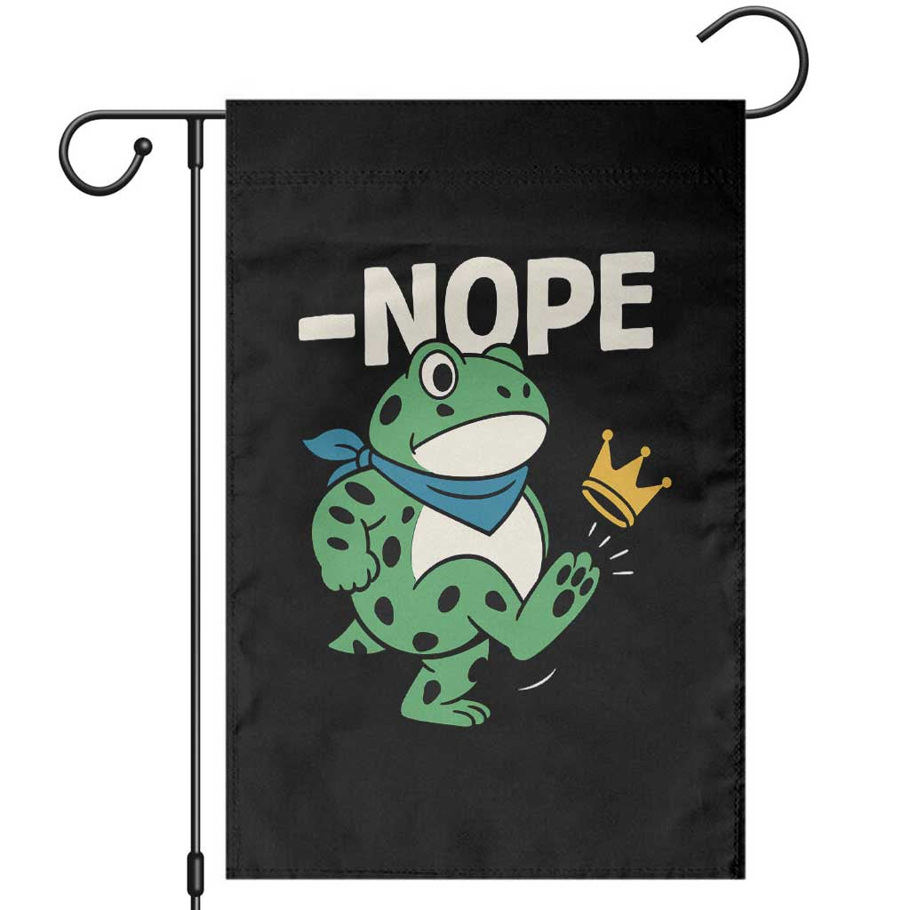 No Kings in America Portland Frog Garden Flag Funny Political Meme - Wonder Print Shop