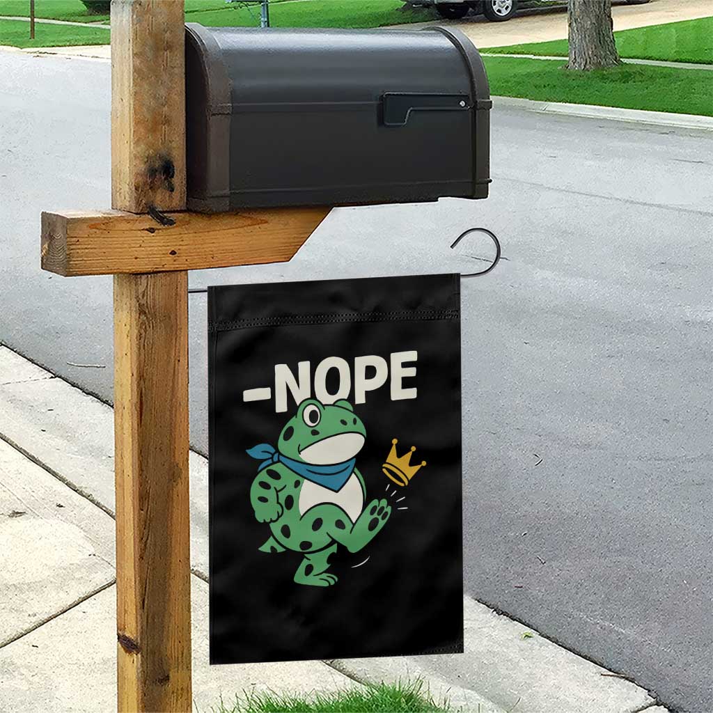 No Kings in America Portland Frog Garden Flag Funny Political Meme - Wonder Print Shop
