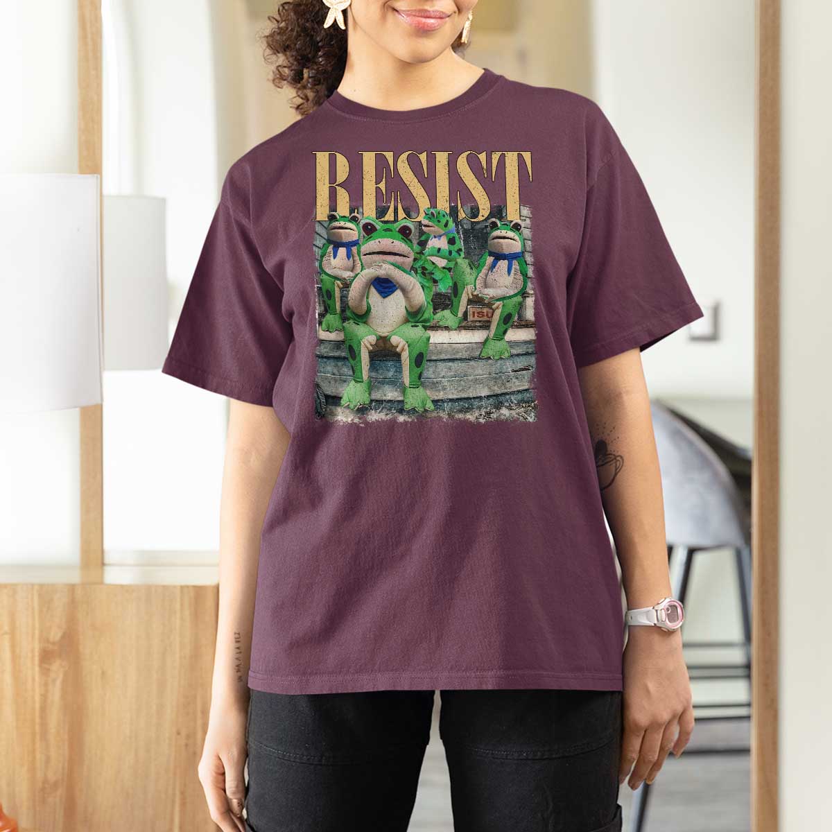 Portland Frog Resist Protest T Shirt For Women 80s Frogs Deportation Resistance - Wonder Print Shop