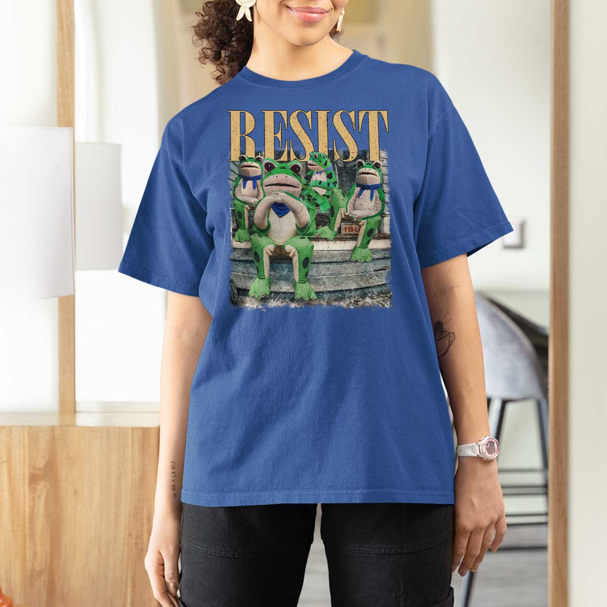 Portland Frog Resist Protest T Shirt For Women 80s Frogs Deportation Resistance - Wonder Print Shop