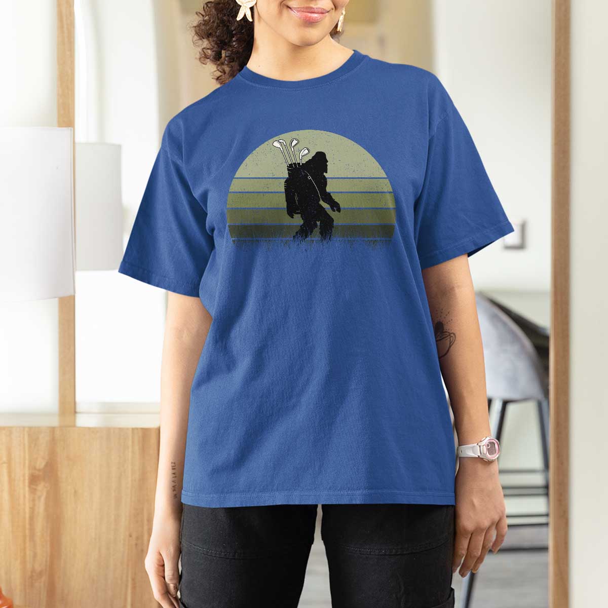 Bigfoot Golfer T Shirt For Women Funny Sasquatch Golfing Golf Balls - Wonder Print Shop