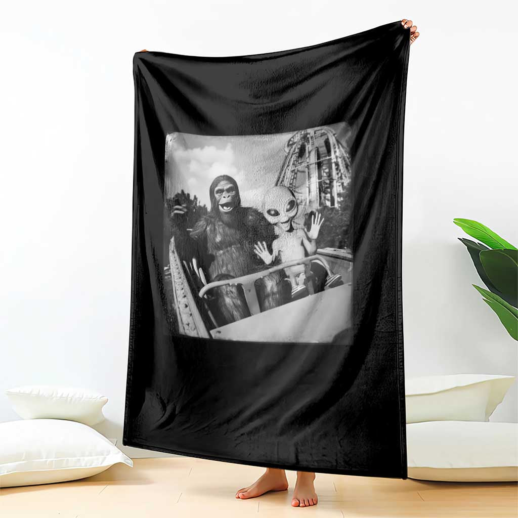 Funny Bigfoot Alien Throw Blanket Sasquatch UFO Coaster - Wonder Print Shop