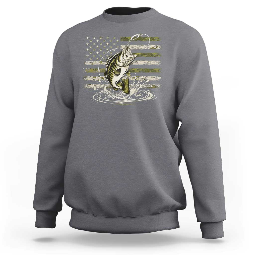 Vintage Bass Fishing Camouflage Sweatshirt Patriotic Largemouth Bass Angler Fishing Lovers Fisherman Camo US Flag