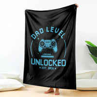 Promoted to Dad 2026 Throw Blanket New Dad Gifts for First Time Daddy Fathers Day
