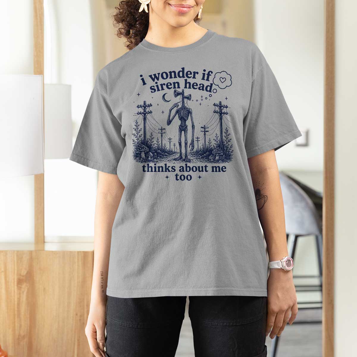 Funny Siren Head T Shirt For Women I Wonder If Siren Head Thinks About Me Too Weirdcore Cryptid Lovers