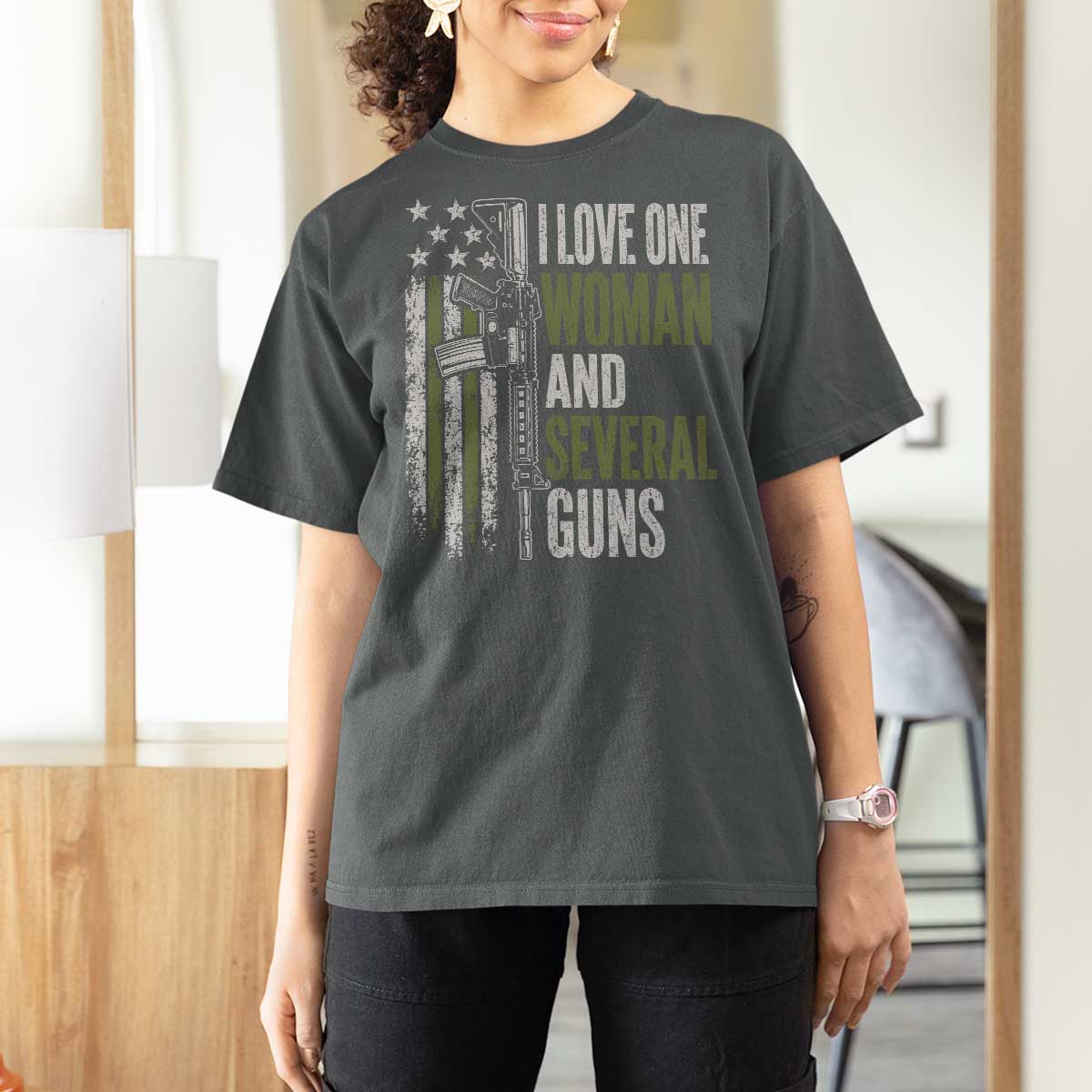 I Love One Woman And Several Guns T Shirt For Women Vintage American Flag Funny Husband Gun Lover