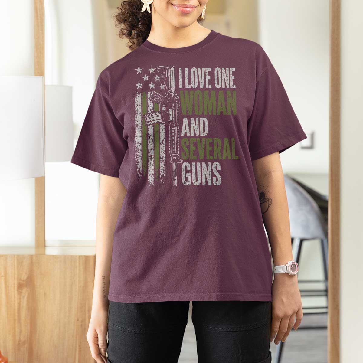 I Love One Woman And Several Guns T Shirt For Women Vintage American Flag Funny Husband Gun Lover