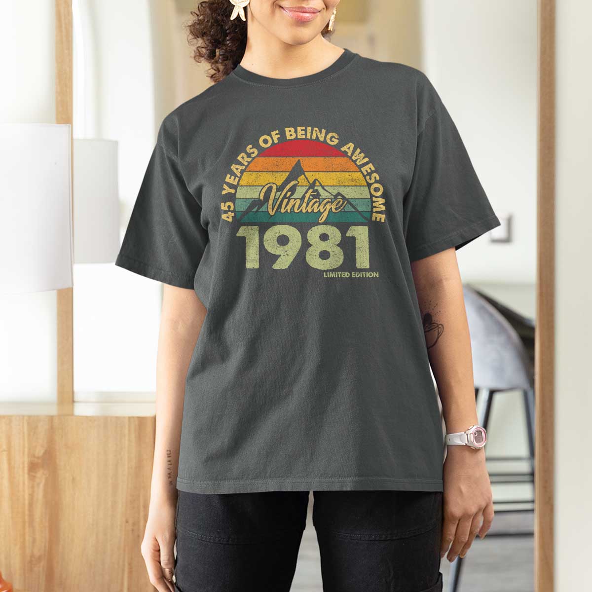45th Birthday T Shirt For Women Vintage 1981 Limited Edition 45 Year Old Gift