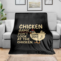 Funny Chicken Game Dont Look At The Chicken Throw Blanket - Wonder Print Shop
