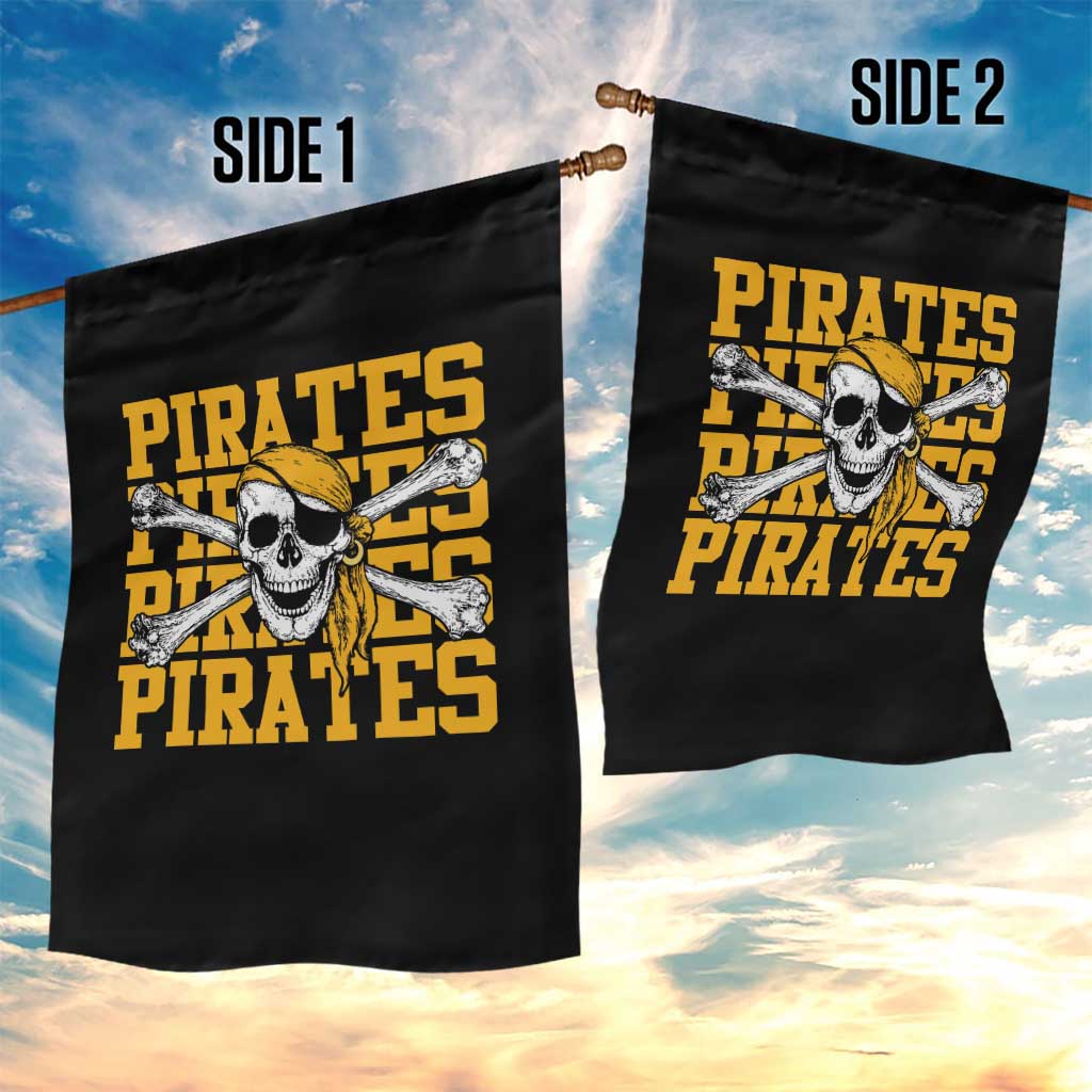 Retro Pirates Garden Flag Vintage Retro Skull Crossbones Baseball Fans