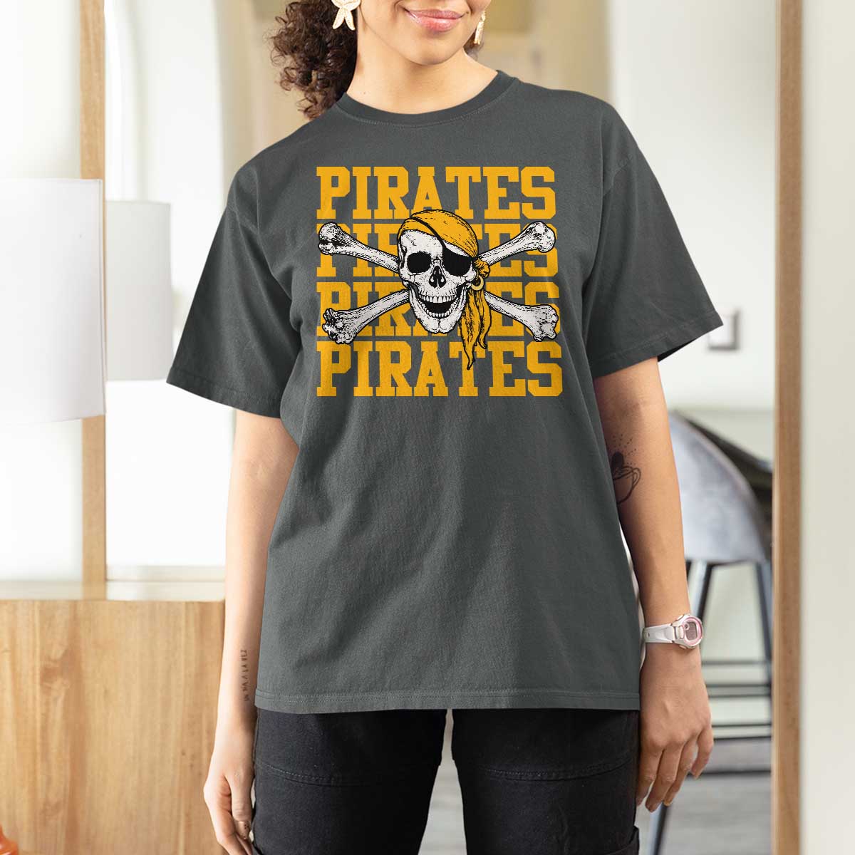 Retro Pirates T Shirt For Women Vintage Retro Skull Crossbones Baseball Fans