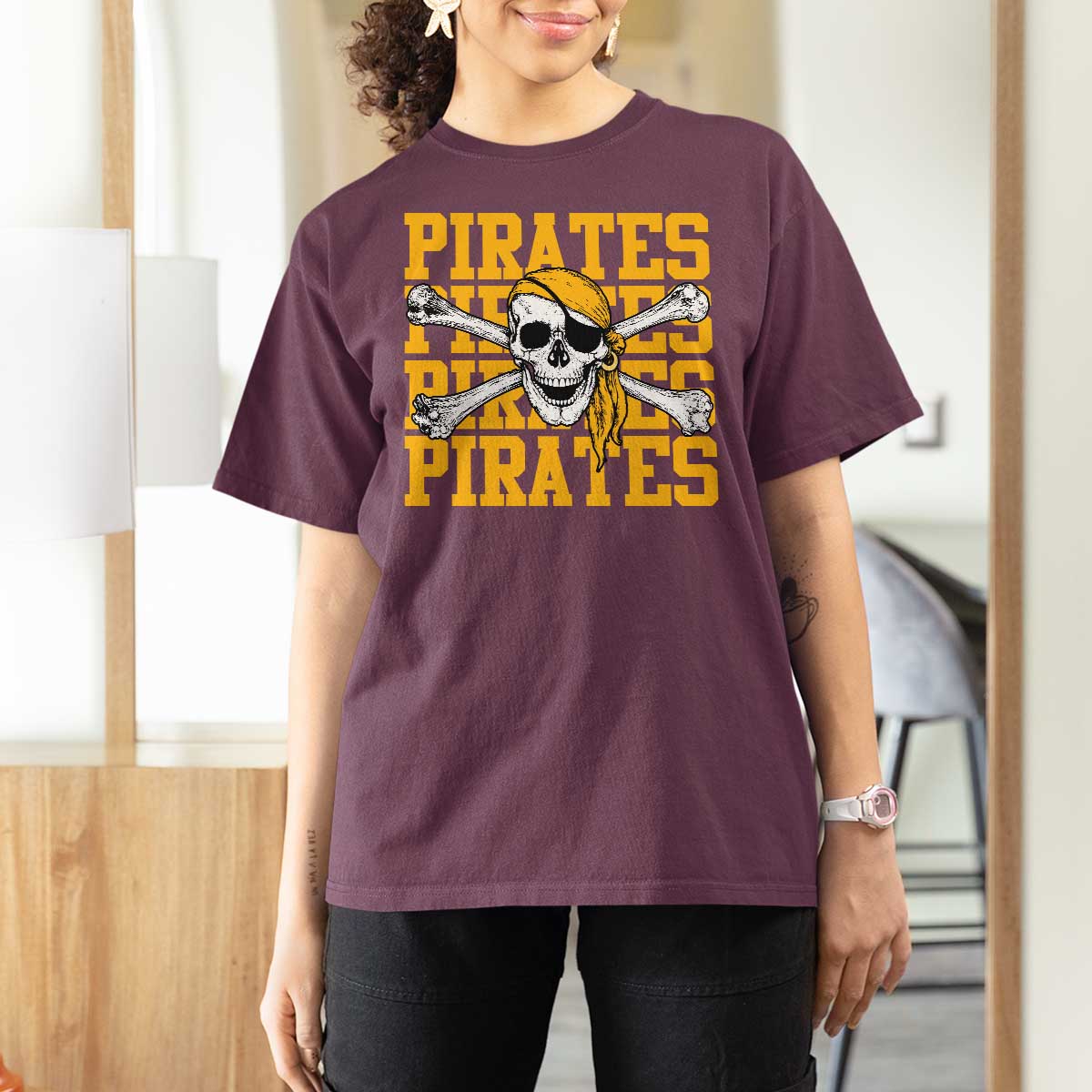 Retro Pirates T Shirt For Women Vintage Retro Skull Crossbones Baseball Fans