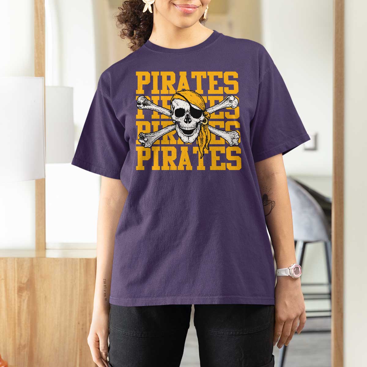 Retro Pirates T Shirt For Women Vintage Retro Skull Crossbones Baseball Fans