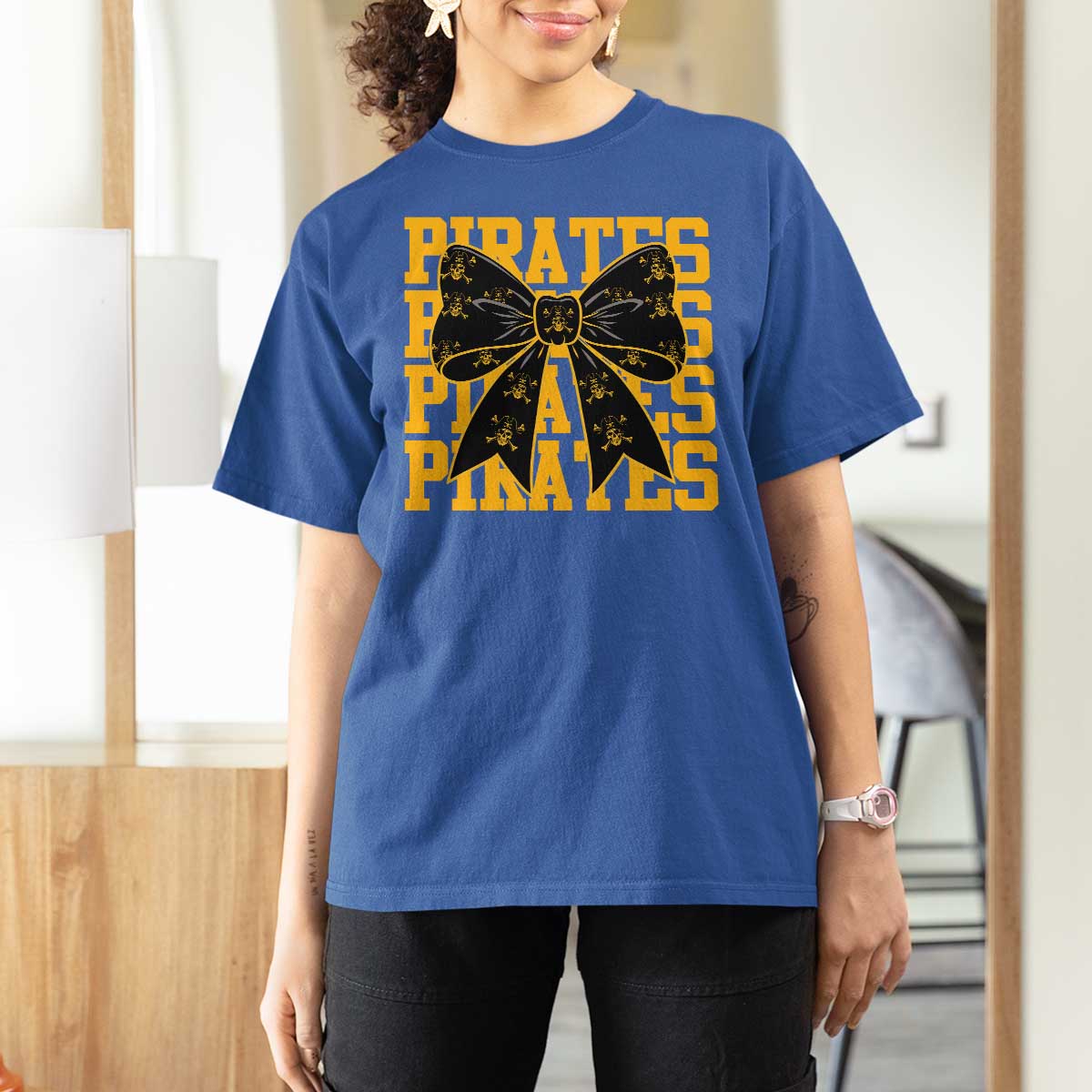 Pirates Coquette Bow T Shirt For Women Retro Sports Style Pirate Skull