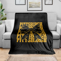 Pittsburgh Coquette Bow Throw Blanket Retro Sports Style Pirate Skull