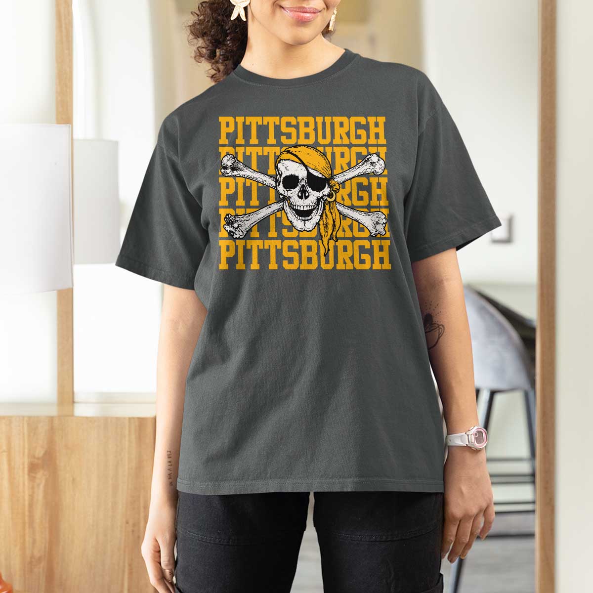 Pittsburgh Lovers T Shirt For Women Retro Pennsylvania Steel City Pirate Skull