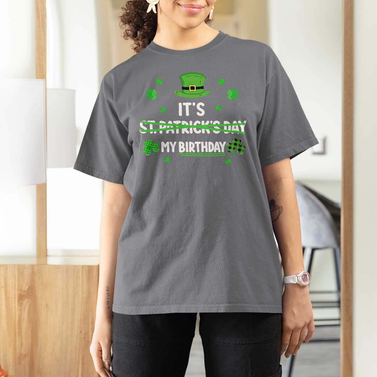Funny Birthday St Patricks Day T Shirt For Women Funny Shamrock Born Lucky Irish Bday