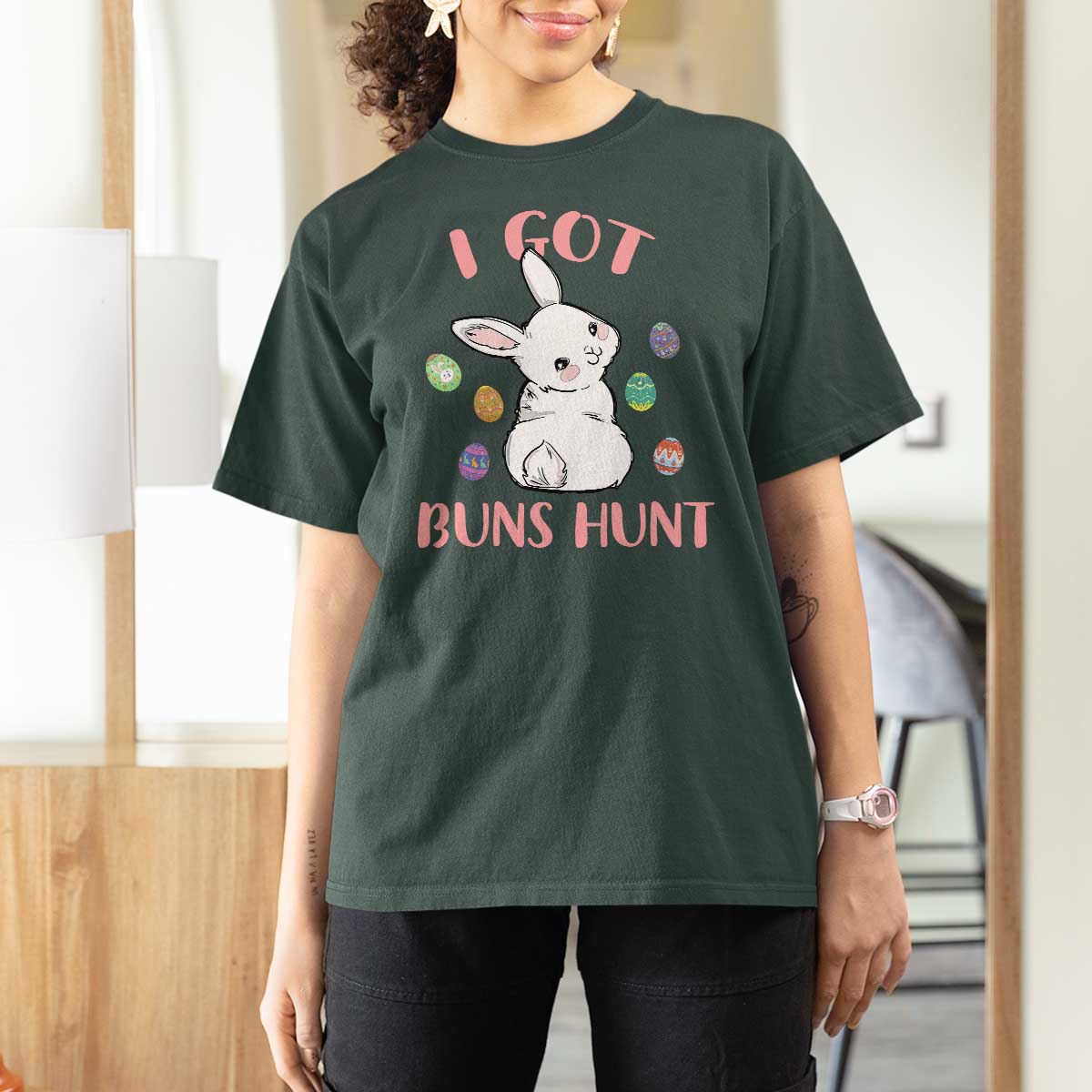 Rabbit Easter Bunny Sunglasses T Shirt For Women I Got Buns Hun Funny Jokes - Wonder Print Shop