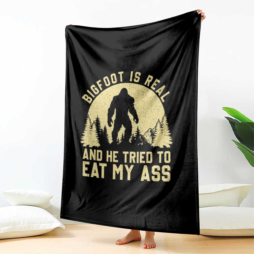 Funny Bigfoot Throw Blanket Sasquatch Big Foot Eat My Ass Vintage Cryptid Meme - Wonder Print Shop