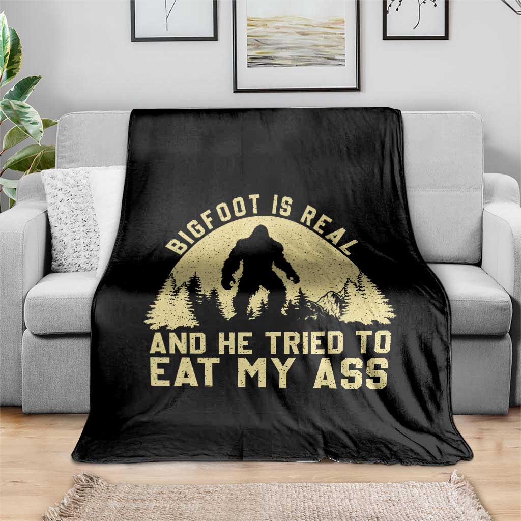 Funny Bigfoot Throw Blanket Sasquatch Big Foot Eat My Ass Vintage Cryptid Meme - Wonder Print Shop