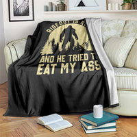 Funny Bigfoot Throw Blanket Sasquatch Big Foot Eat My Ass Vintage Cryptid Meme - Wonder Print Shop