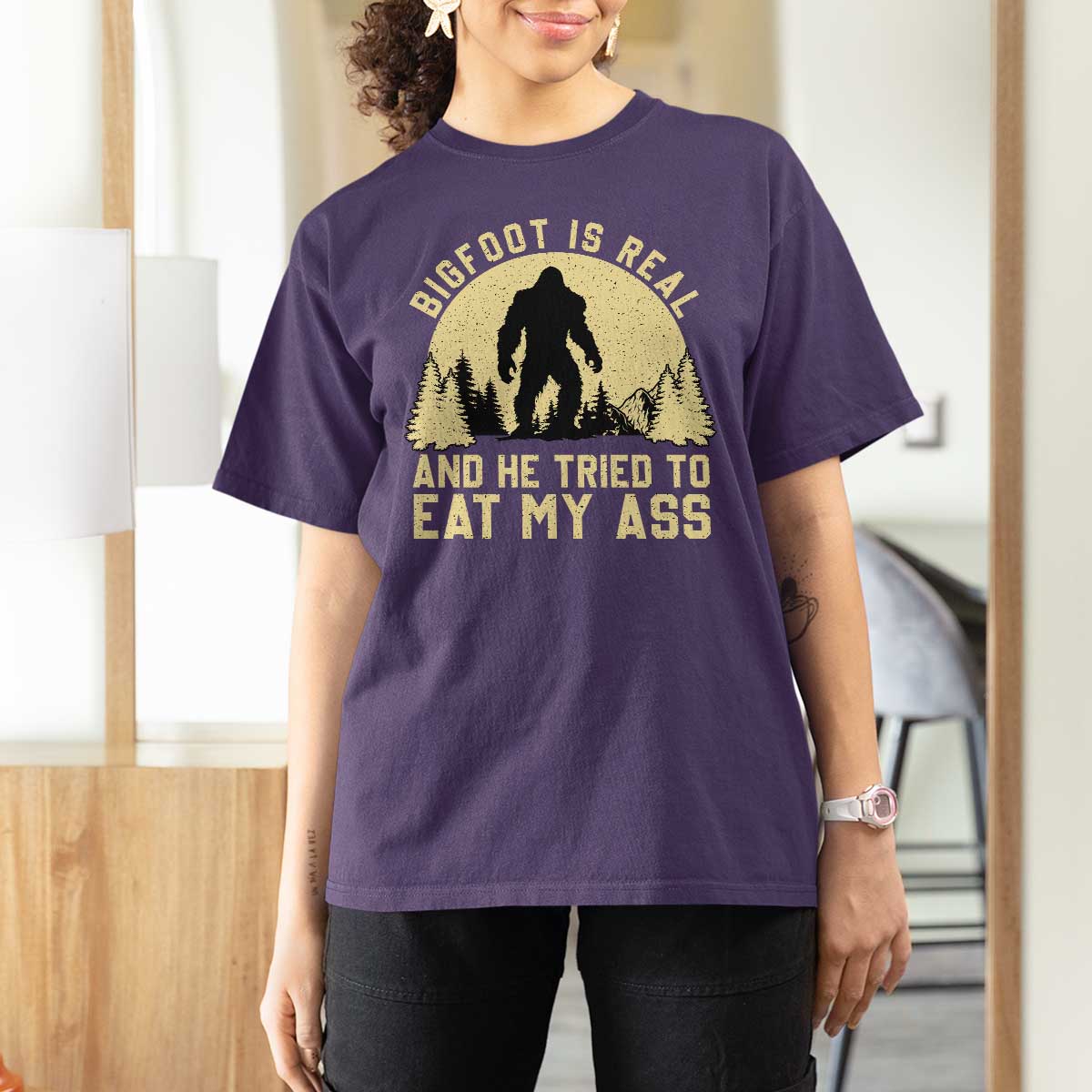 Funny Bigfoot T Shirt For Women Sasquatch Big Foot Eat My Ass Vintage Cryptid Meme - Wonder Print Shop