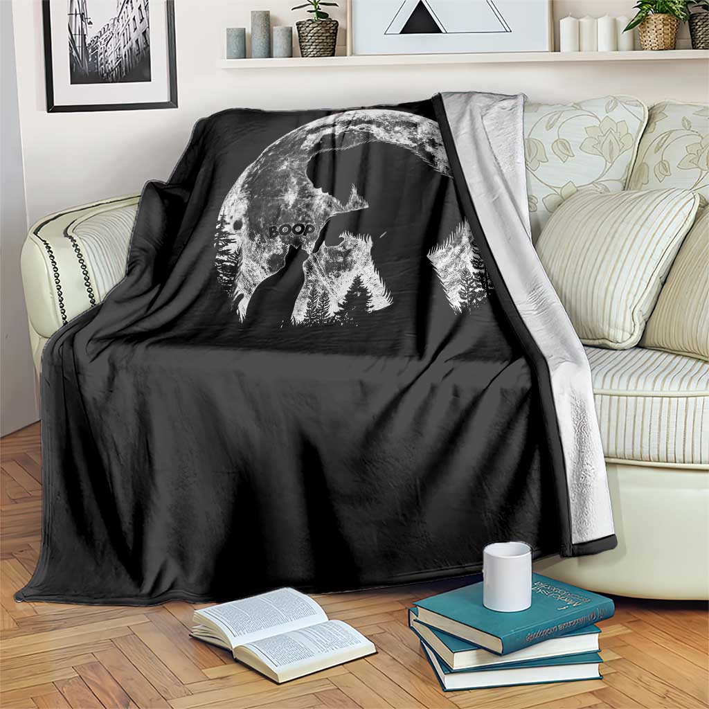 Fun Hand Boop Nose Bigfoot Cat Throw Blanket Sasquatch Full Moon