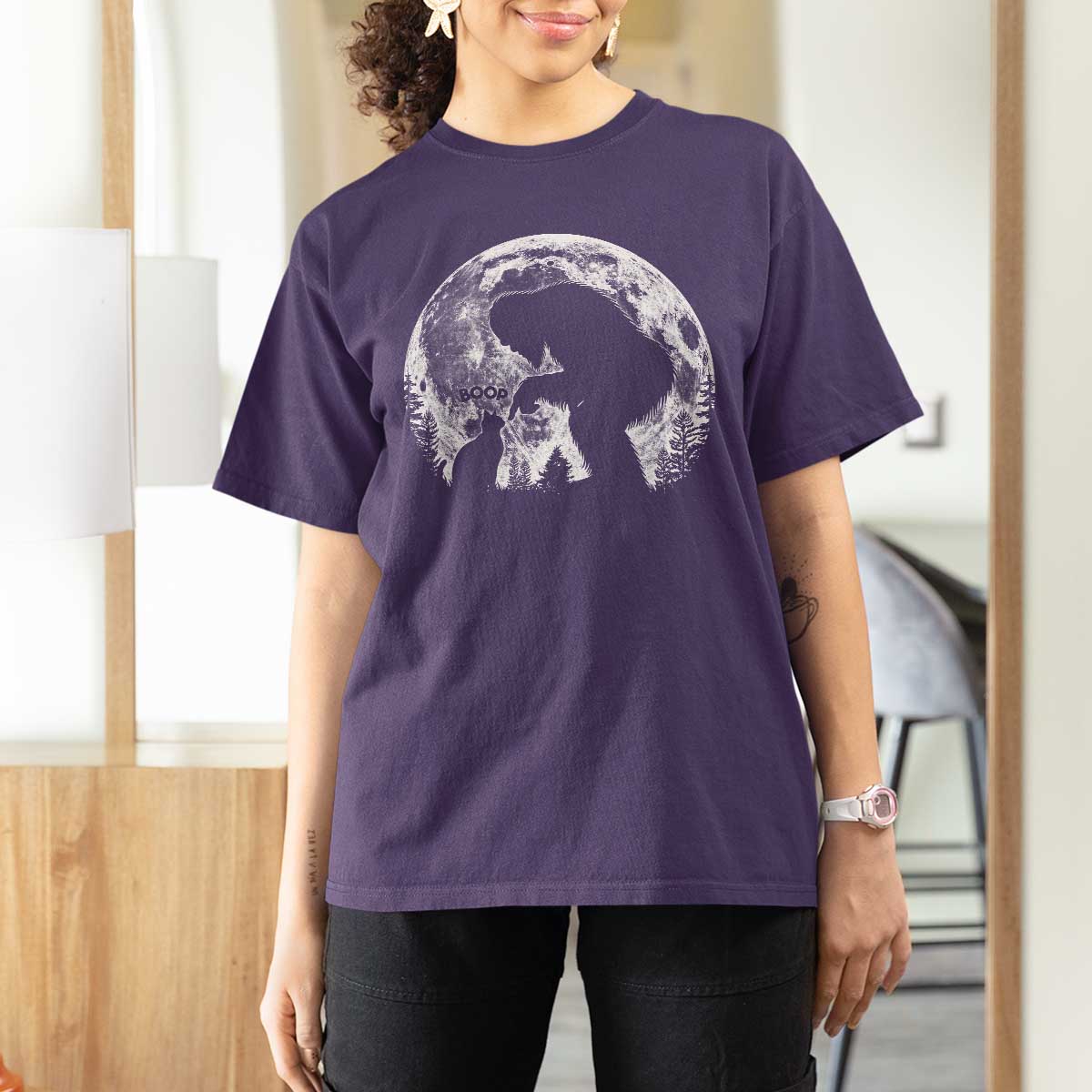Fun Hand Boop Nose Bigfoot Cat T Shirt For Women Sasquatch Full Moon
