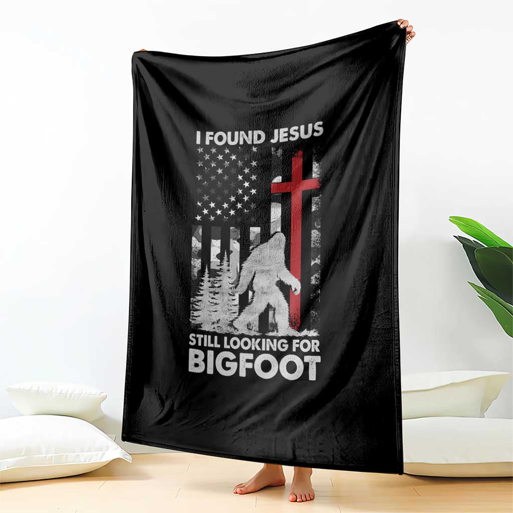 Retro I Found Jesus Still Looking For Bigfoot Throw Blanket Camouflage US American Flag Camo