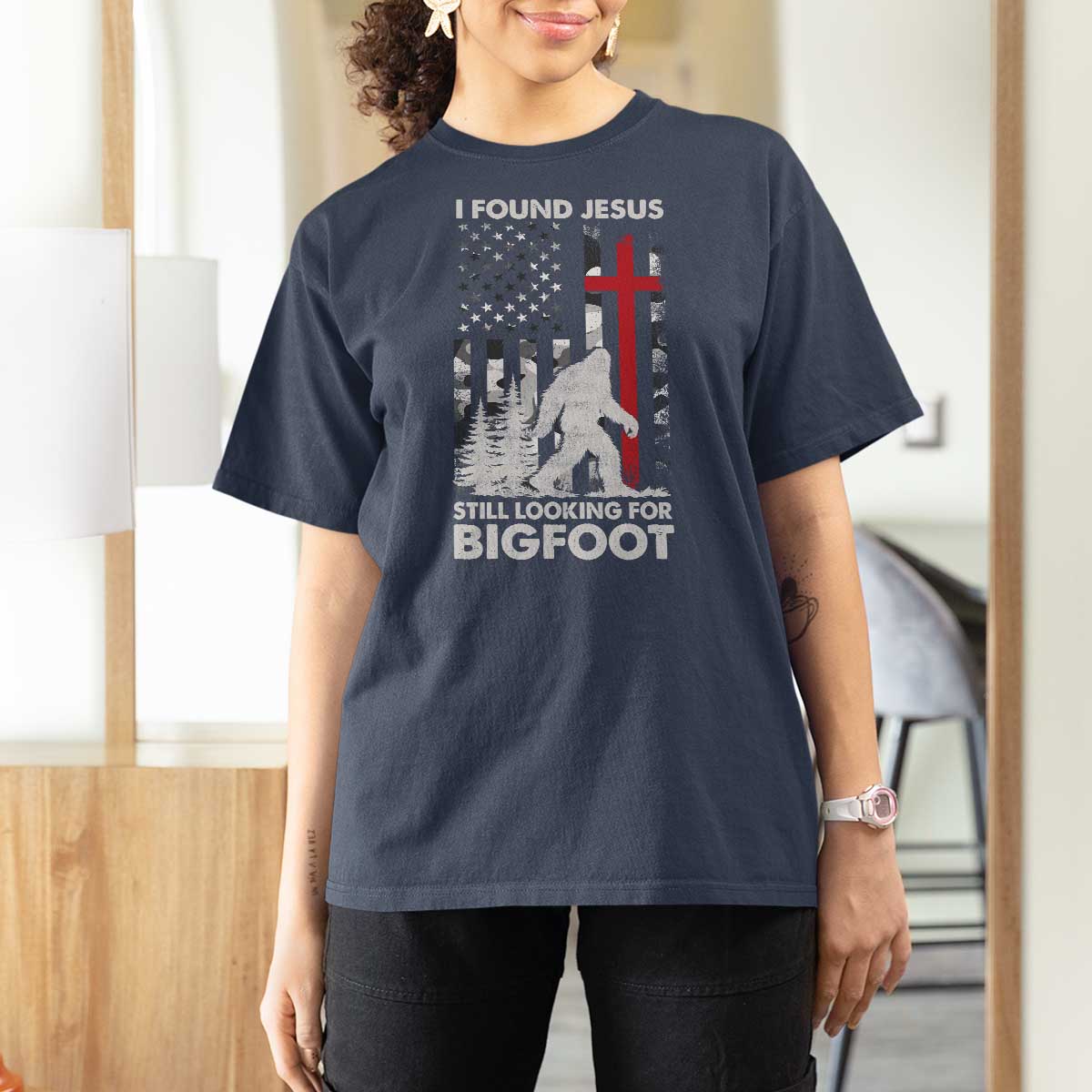 Retro I Found Jesus Still Looking For Bigfoot T Shirt For Women Camouflage US American Flag Camo