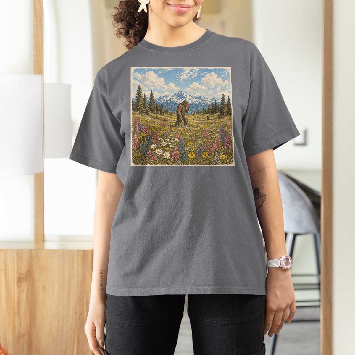 Retro Bigfoot Wildflower T Shirt For Women Vintage Sasquatch Funny Cryptid