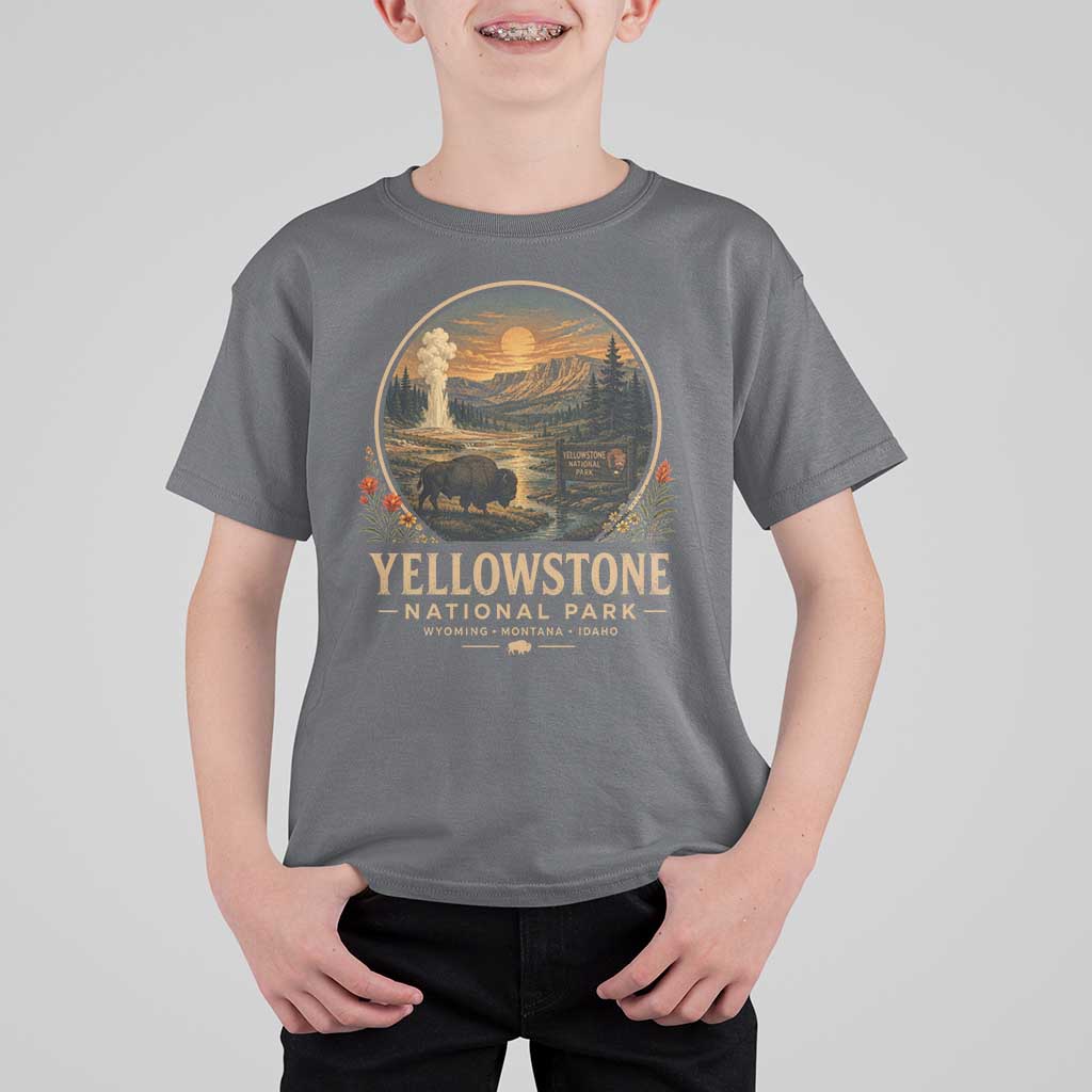 Vintage Yellowstone National Park Vintage Bison Geyser T Shirt For Kid Wyoming Montana Idaho Hiking Camping