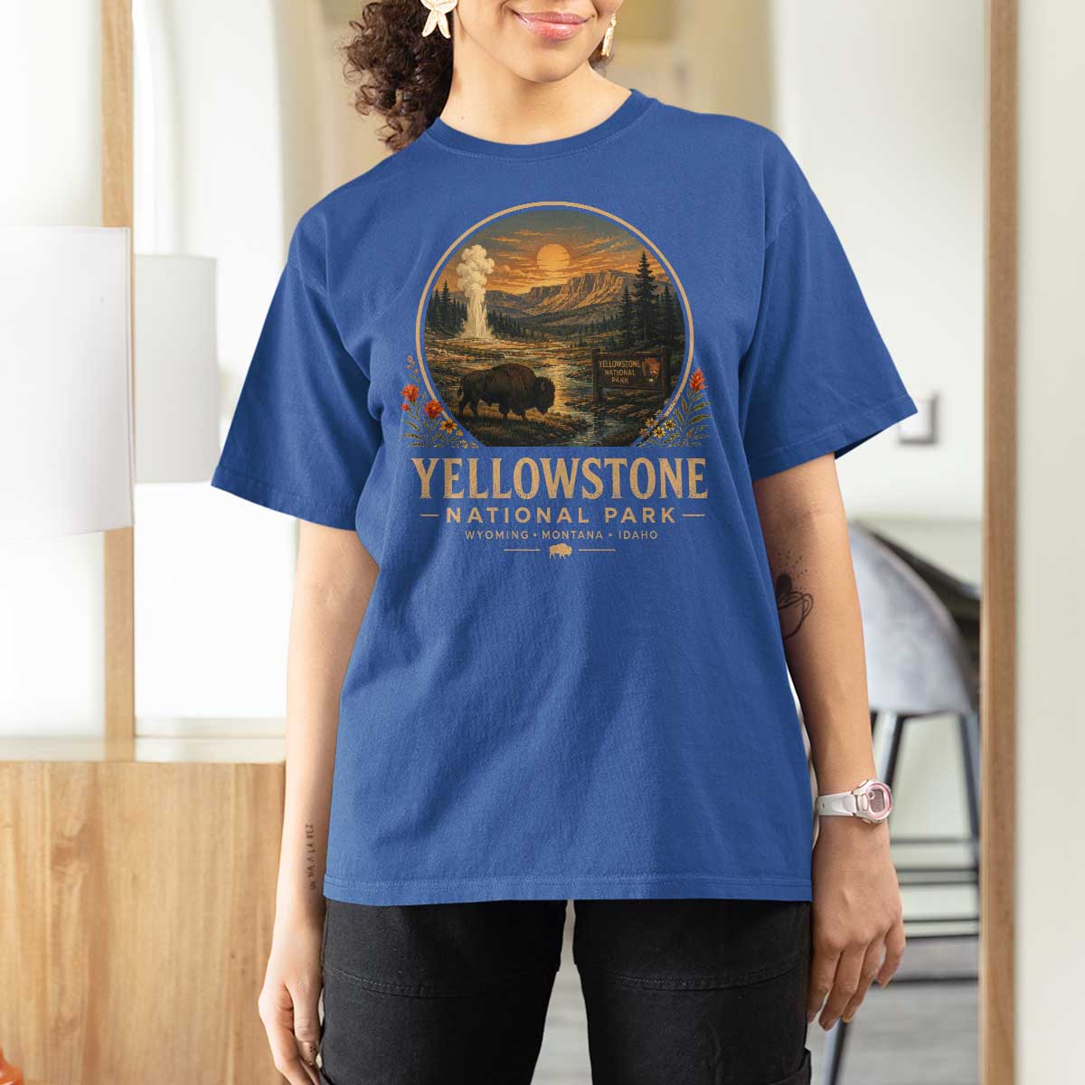 Vintage Yellowstone National Park Vintage Bison Geyser T Shirt For Women Wyoming Montana Idaho Hiking Camping