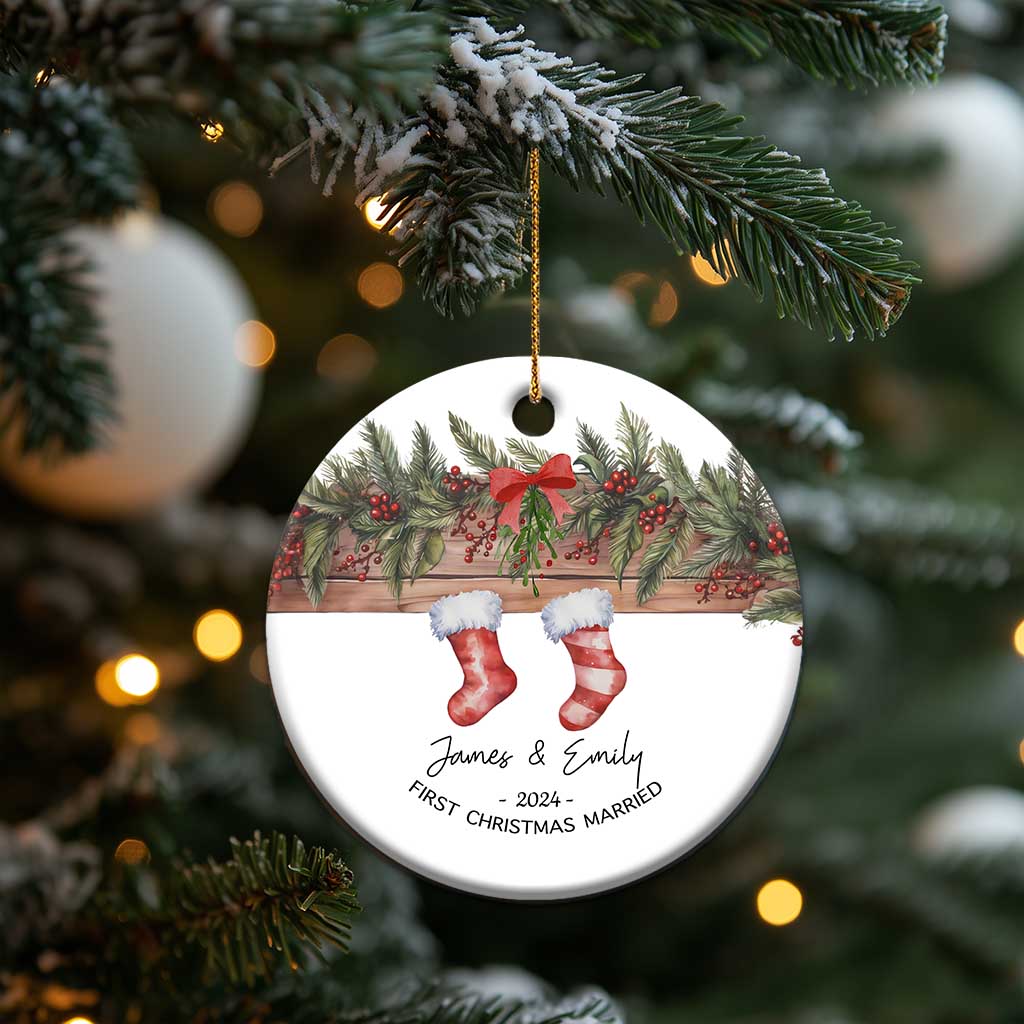 Personalised First Xmas Married Christmas Ornament Custom Name Wedding Gifts for Newlywed Couple Mr & Mrs - Wonder Print Shop